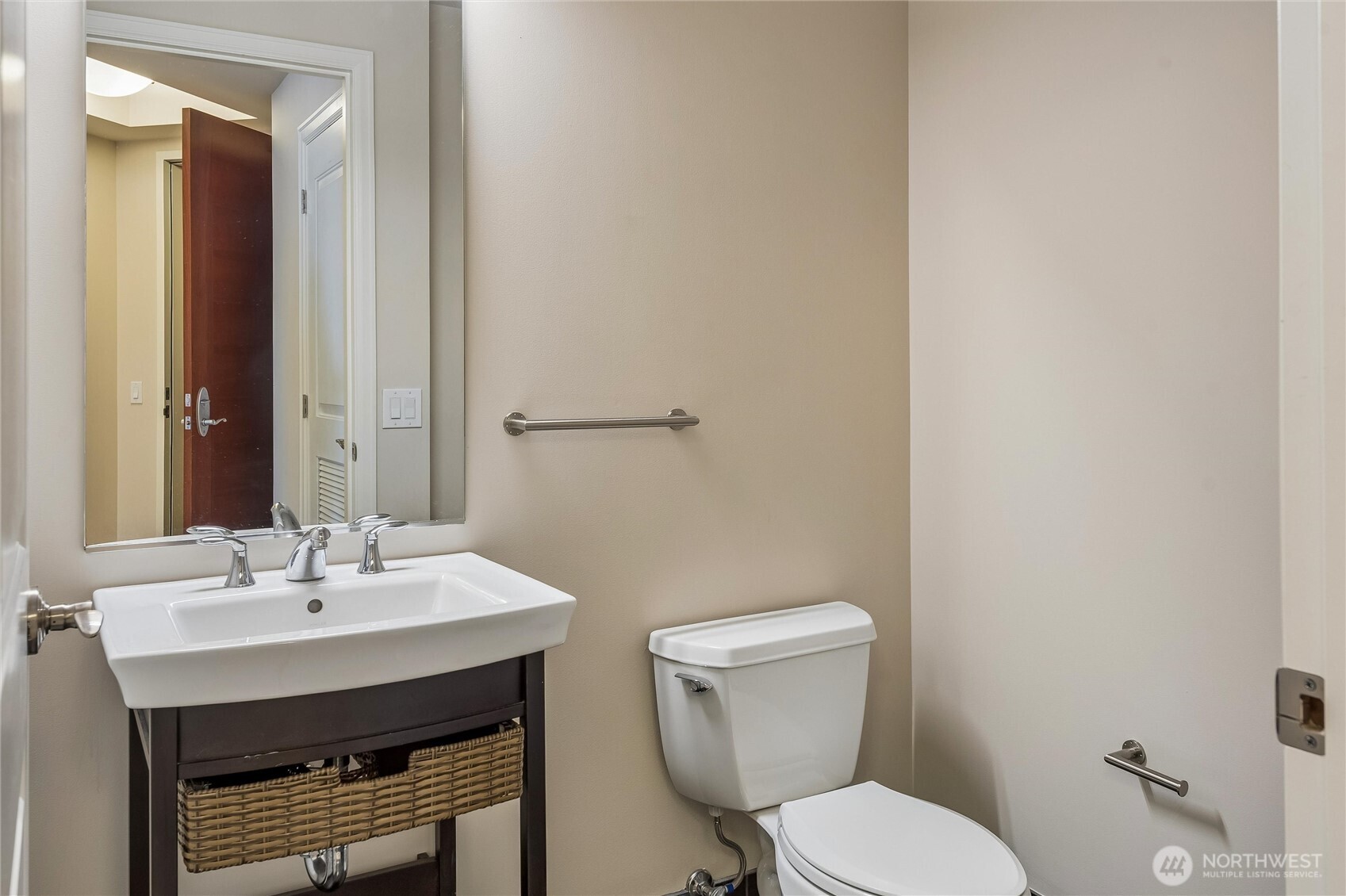 1920 4th Avenue, Unit 1504 Seattle, WA 98101 - Photo 4 of 34