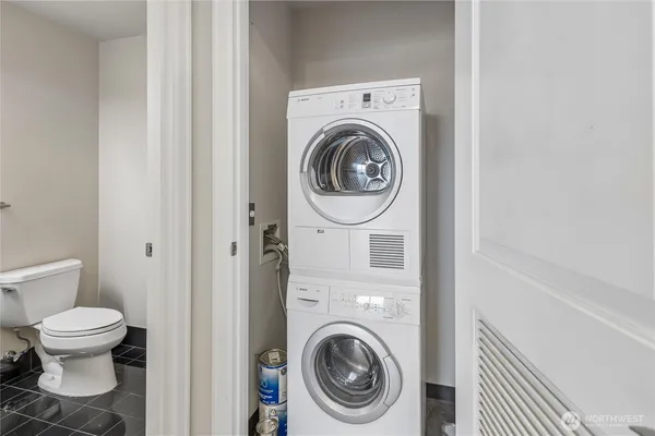 $3,950 | 1920 4th Avenue, Unit 1504, Seattle, WA 98101