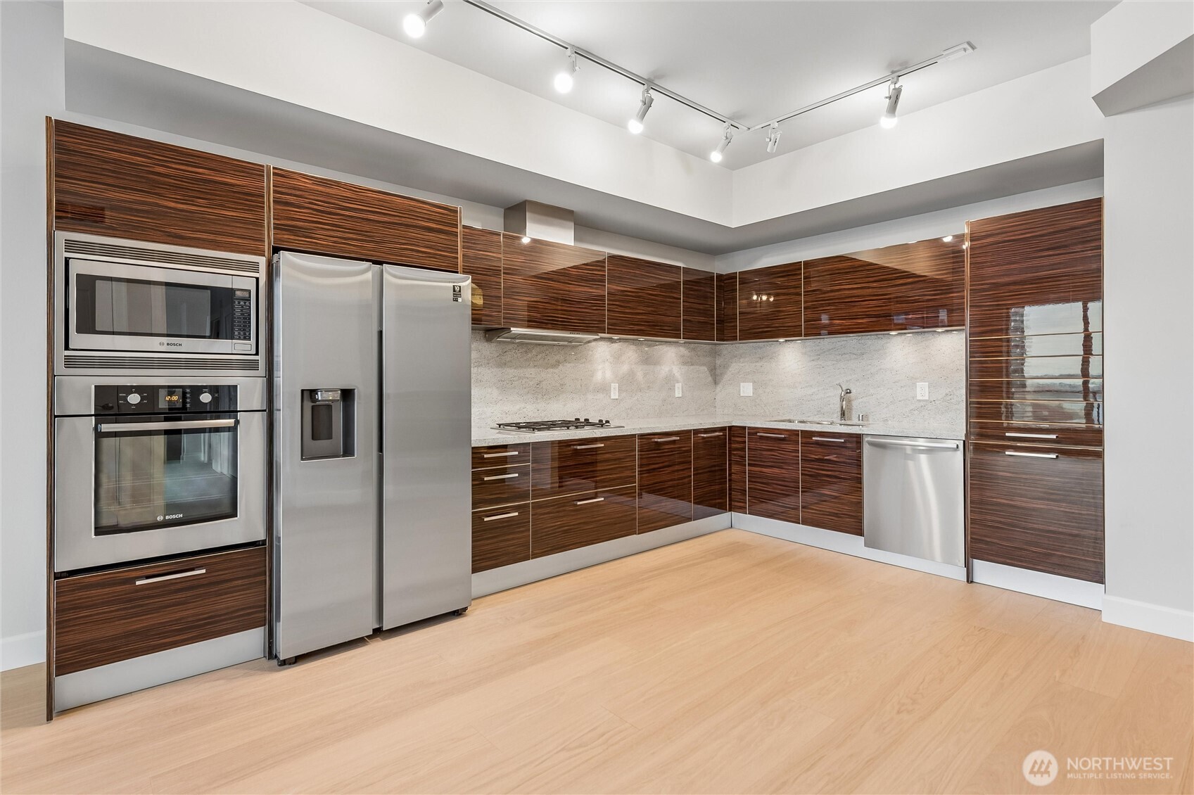 1920 4th Avenue, Unit 1504 Seattle, WA 98101 - Photo 7 of 34
