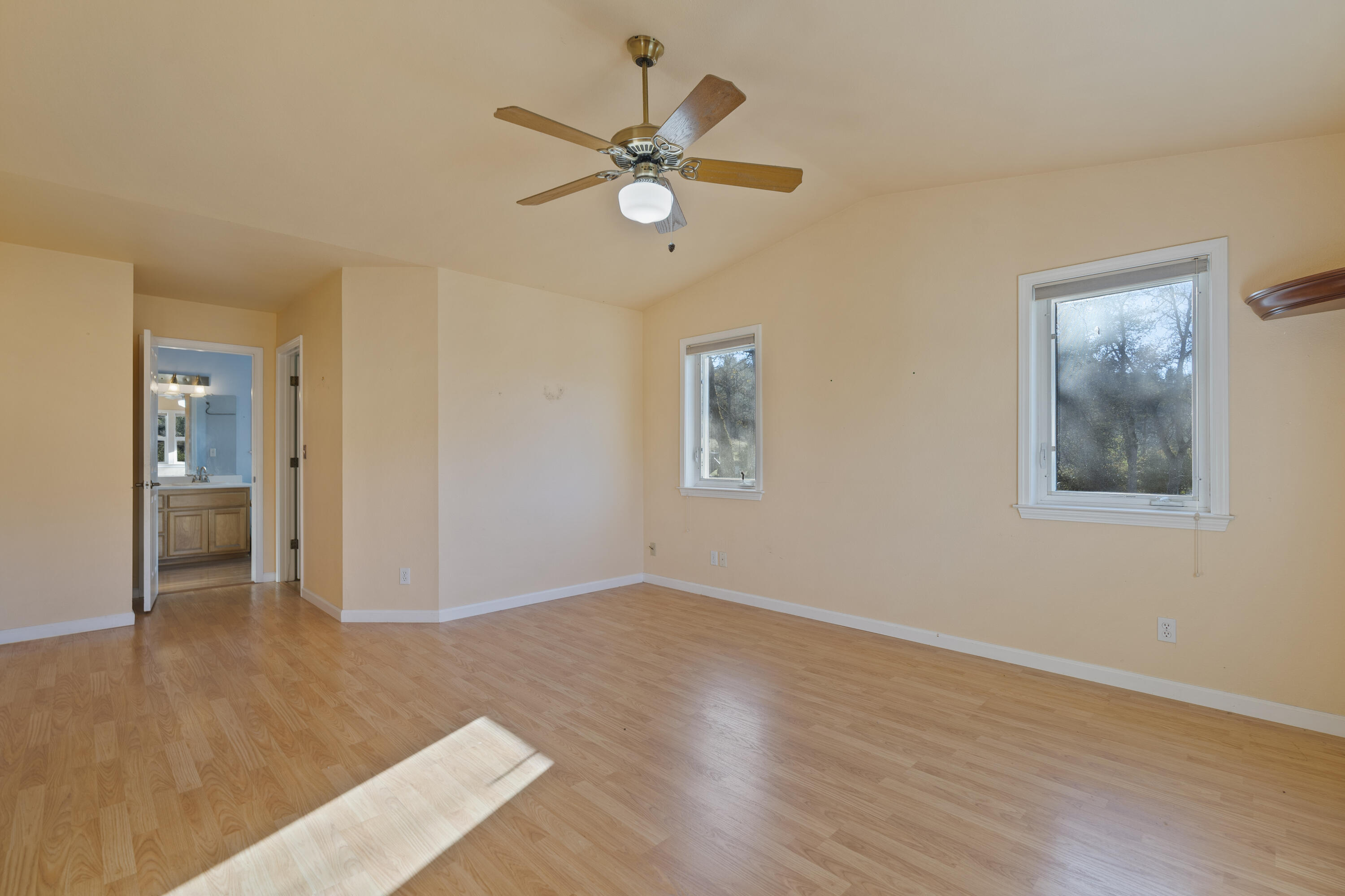 6841 Vista Lavega Road Shingletown, CA 96088 - Photo 17 of 57 a view of empty room with wooden floor