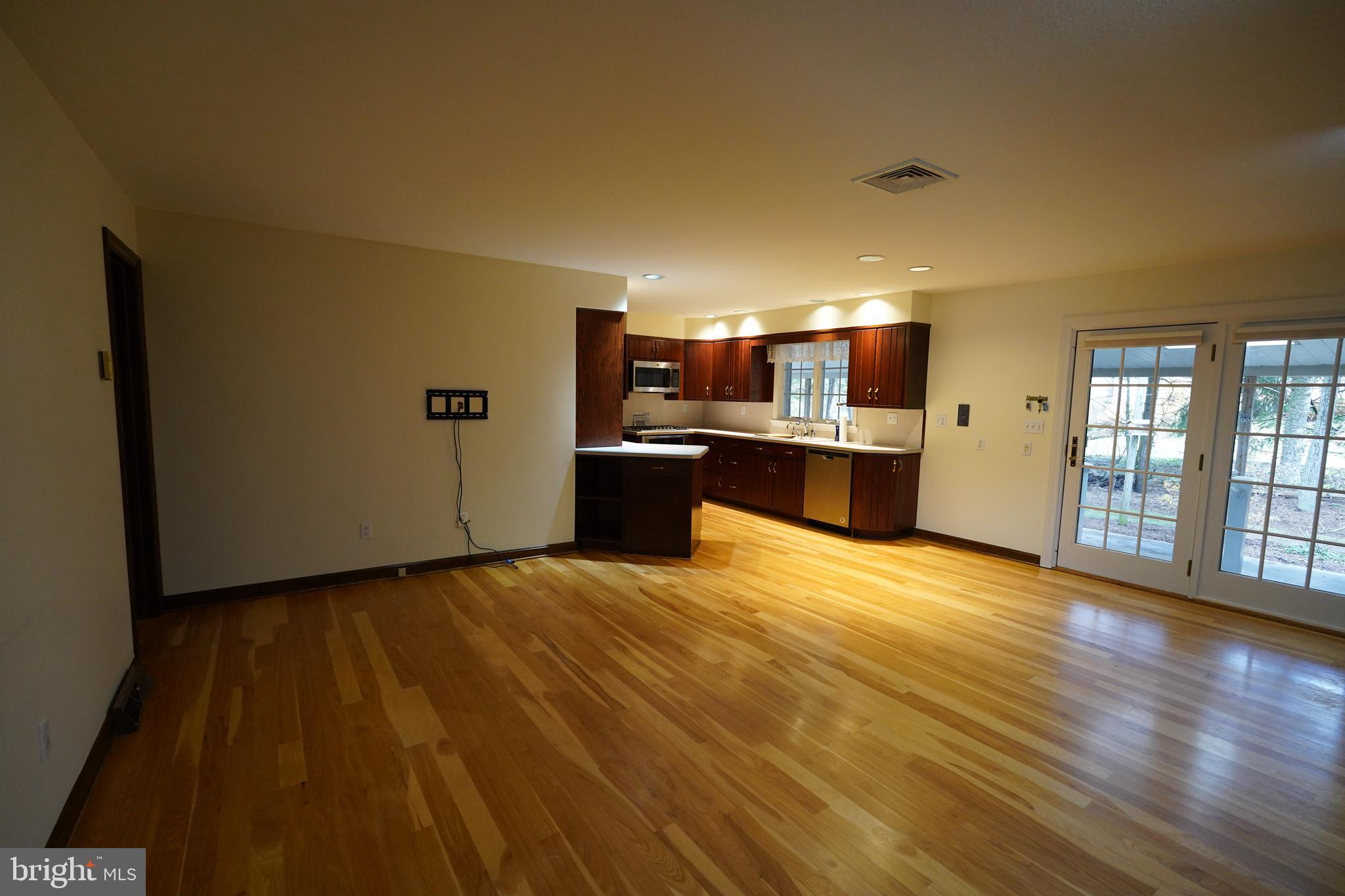 212 Seneca Circle State College, PA 16801 - Photo 6 of 67