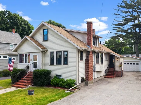 $495,000 | 73 Chestnut Street, Fairhaven, MA 02719