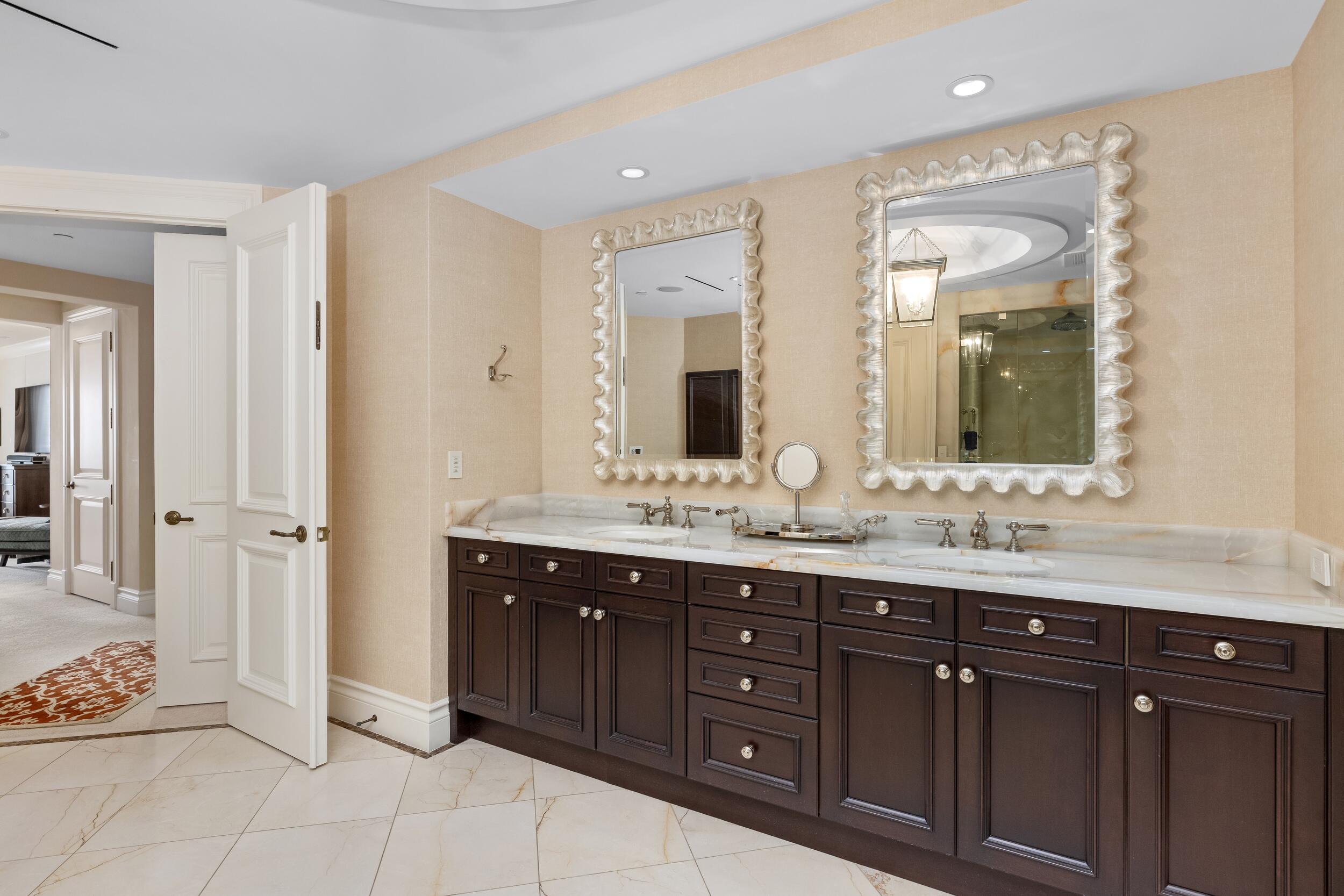 2500 South Ocean Boulevard, Unit PH2 Boca Raton, FL 33432 - Photo 32 of 59 Primary Bath