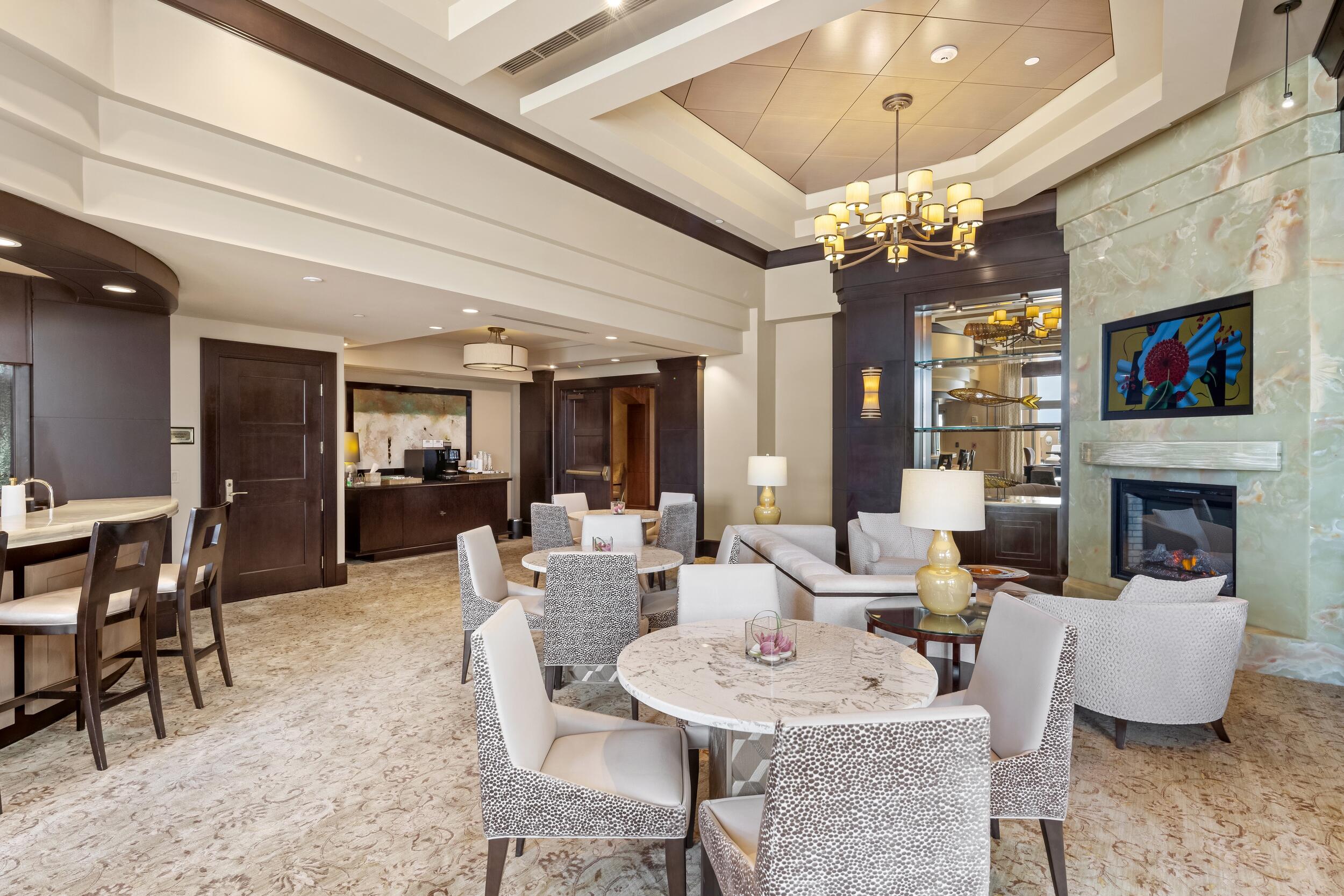 2500 South Ocean Boulevard, Unit PH2 Boca Raton, FL 33432 - Photo 51 of 59 Amenities Clubroom