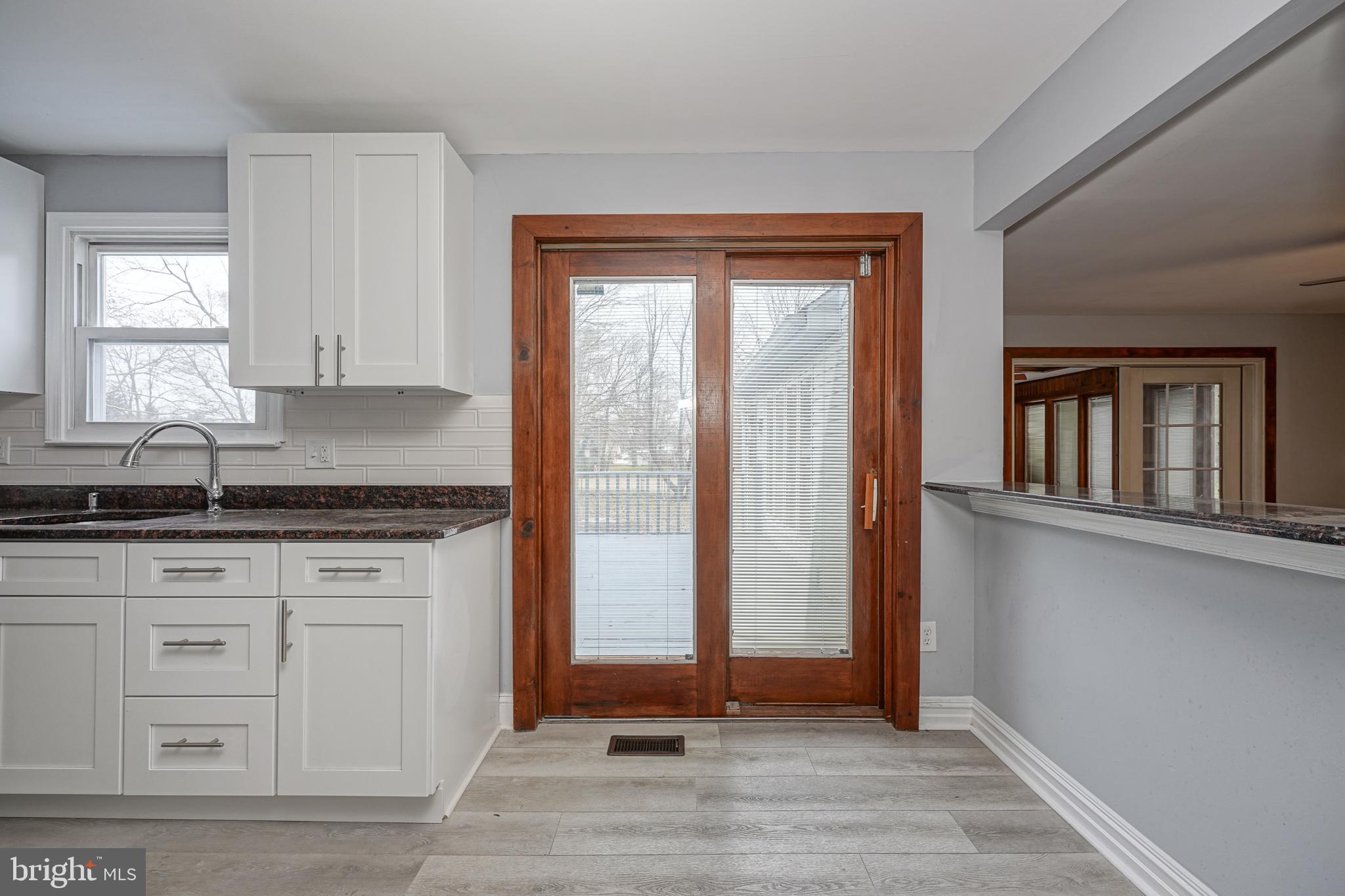 100 Greenbriar Road Delran, NJ 08075 - Photo 13 of 42