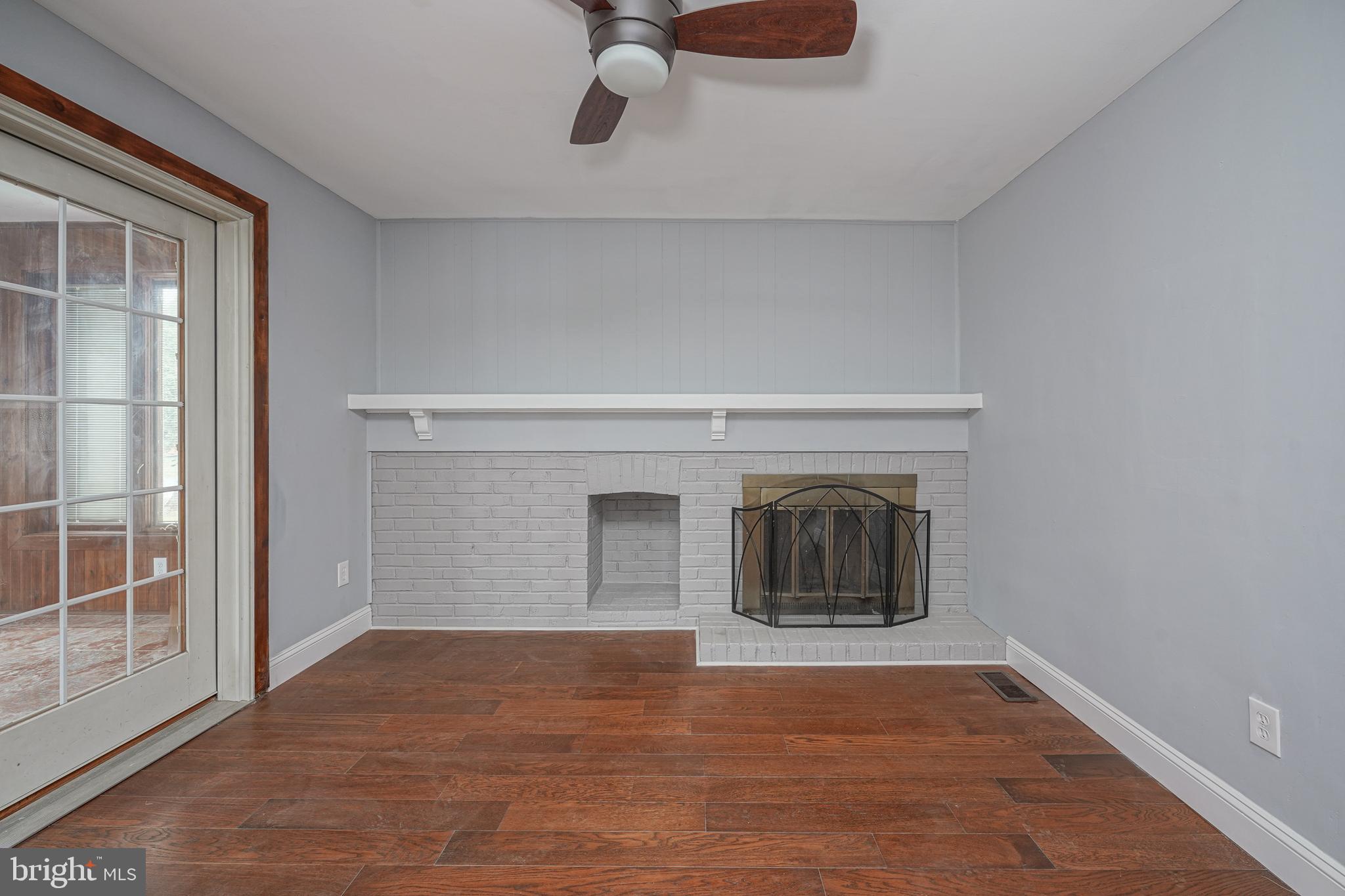 100 Greenbriar Road Delran, NJ 08075 - Photo 17 of 42