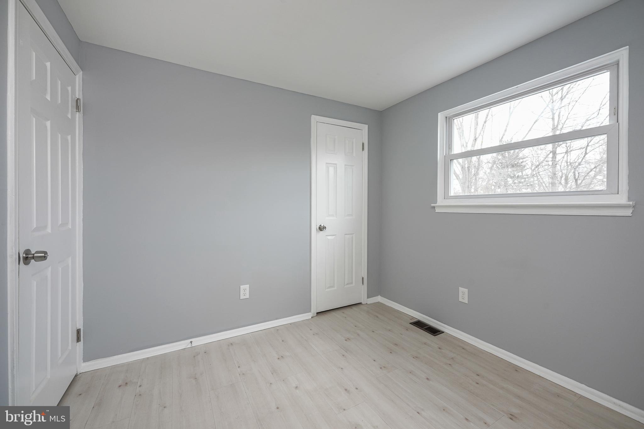100 Greenbriar Road Delran, NJ 08075 - Photo 24 of 42