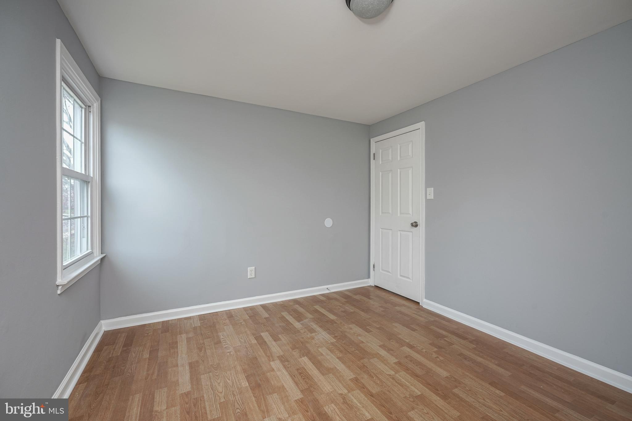 100 Greenbriar Road Delran, NJ 08075 - Photo 27 of 42