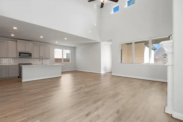 $2,700 | 13155 Hidden Village, Conroe, TX 77302
