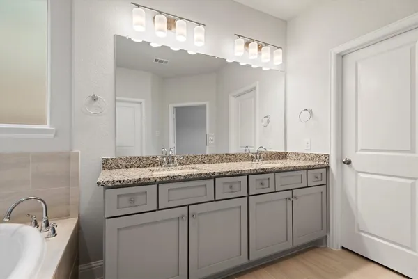 $2,700 | 13155 Hidden Village, Conroe, TX 77302