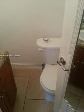 a bathroom with a toilet