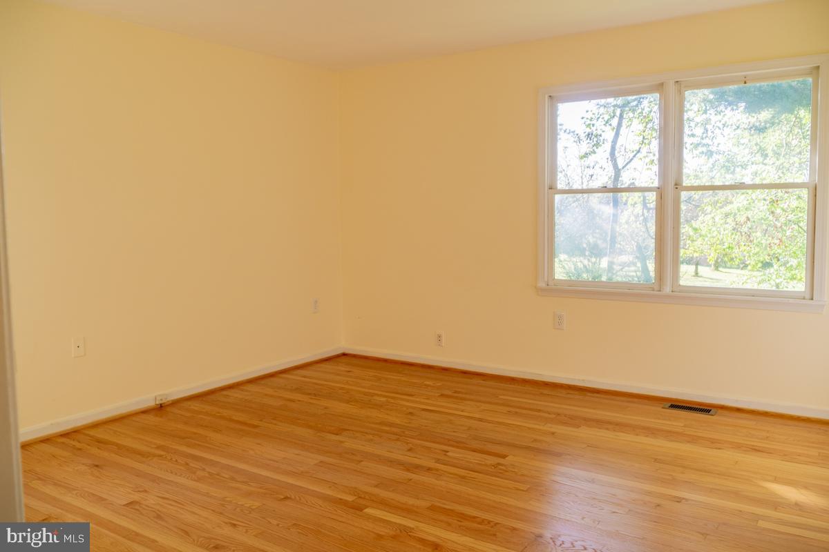 2713 Duvall Road Burtonsville, MD 20866 - Photo 14 of 32 Gallery Image 14
