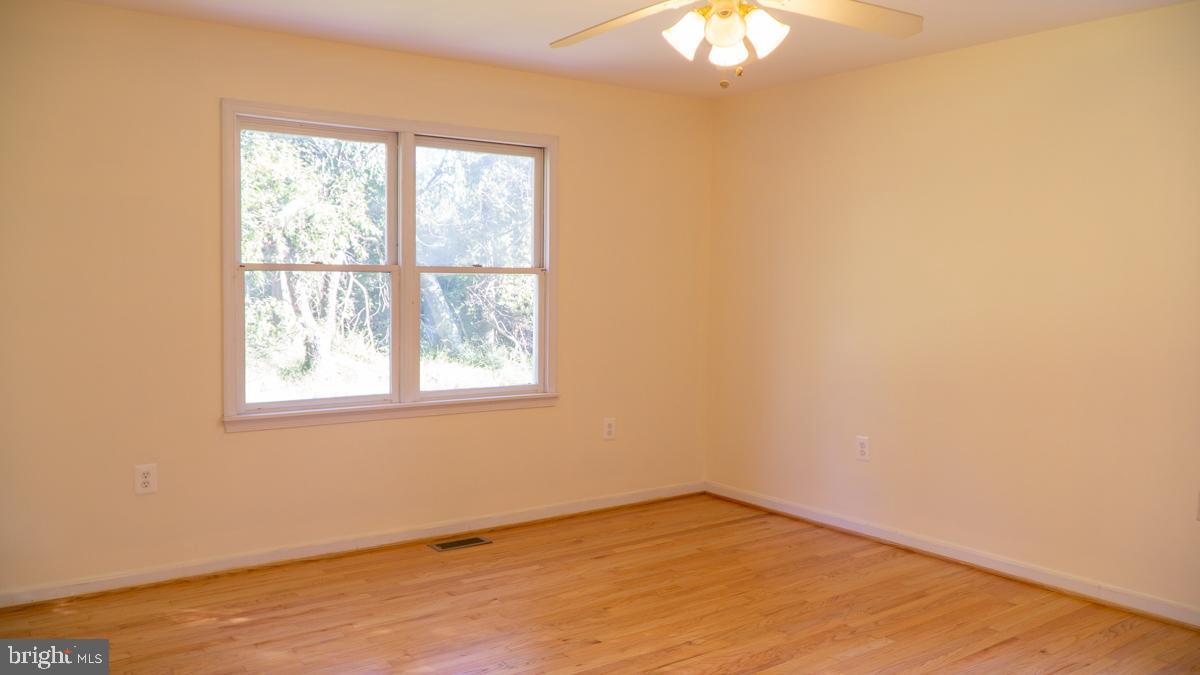 2713 Duvall Road Burtonsville, MD 20866 - Photo 15 of 32 Gallery Image 15
