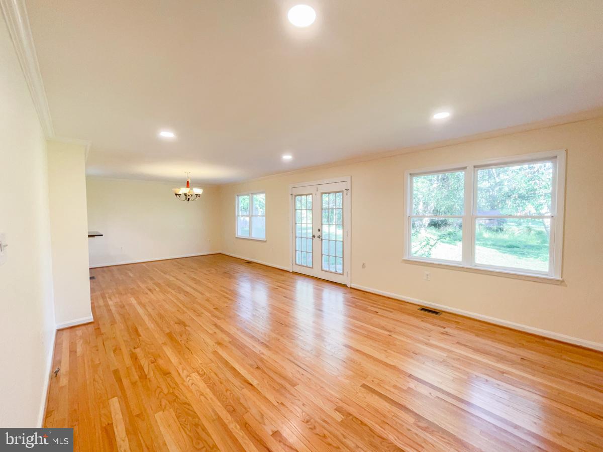 2713 Duvall Road Burtonsville, MD 20866 - Photo 5 of 32 Gallery Image 5