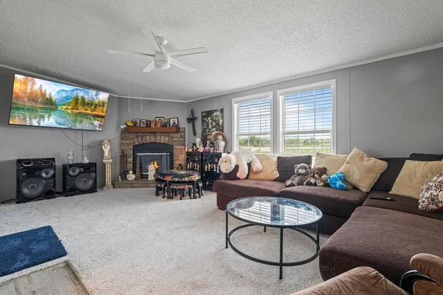 $350,000 | 5909 Black Springs Lane, Joshua, TX 76058