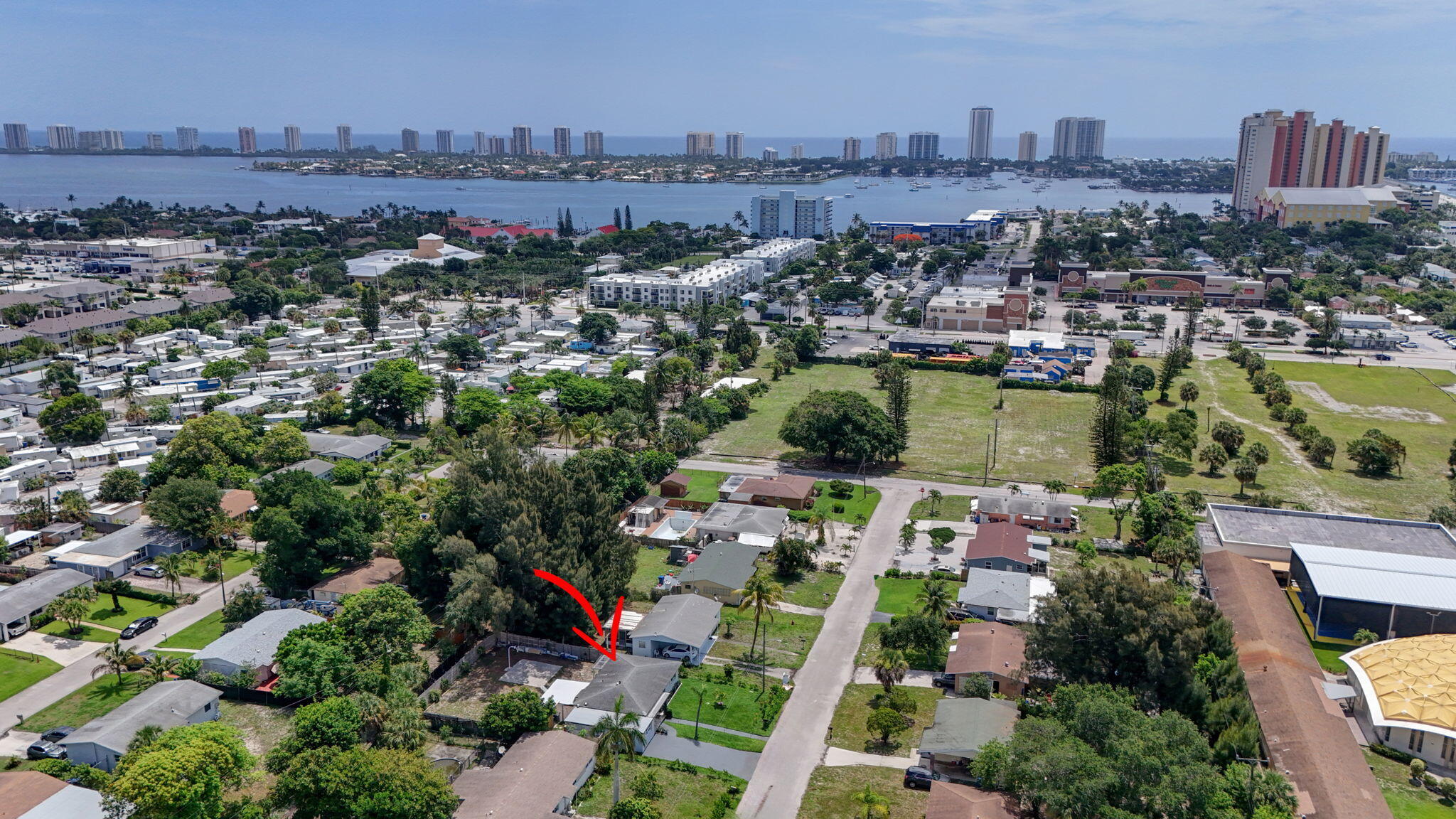 140 West 31st Court Riviera Beach, FL 33404 - Photo 57 of 59 66-web-or-mls-DJI_20260603000752_0193_D-