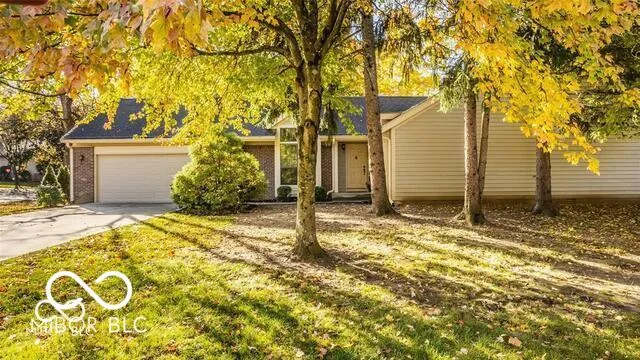 $236,000 | 5303 Windridge Drive, Unit 172, Indianapolis, IN 46226