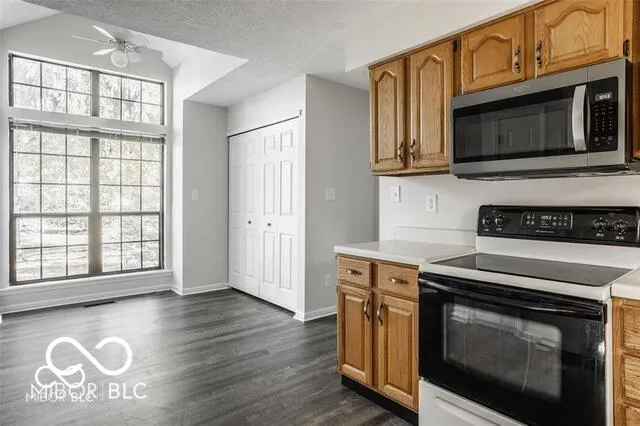 $236,000 | 5303 Windridge Drive, Unit 172, Indianapolis, IN 46226