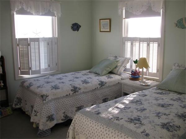 82 Shaws Cove Road Fairhaven, MA 02719 - Photo 27 of 27 Gallery Image 27