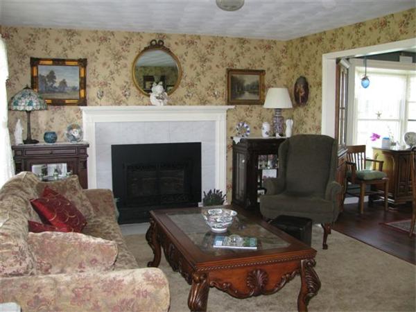 82 Shaws Cove Road Fairhaven, MA 02719 - Photo 10 of 27 Gallery Image 10