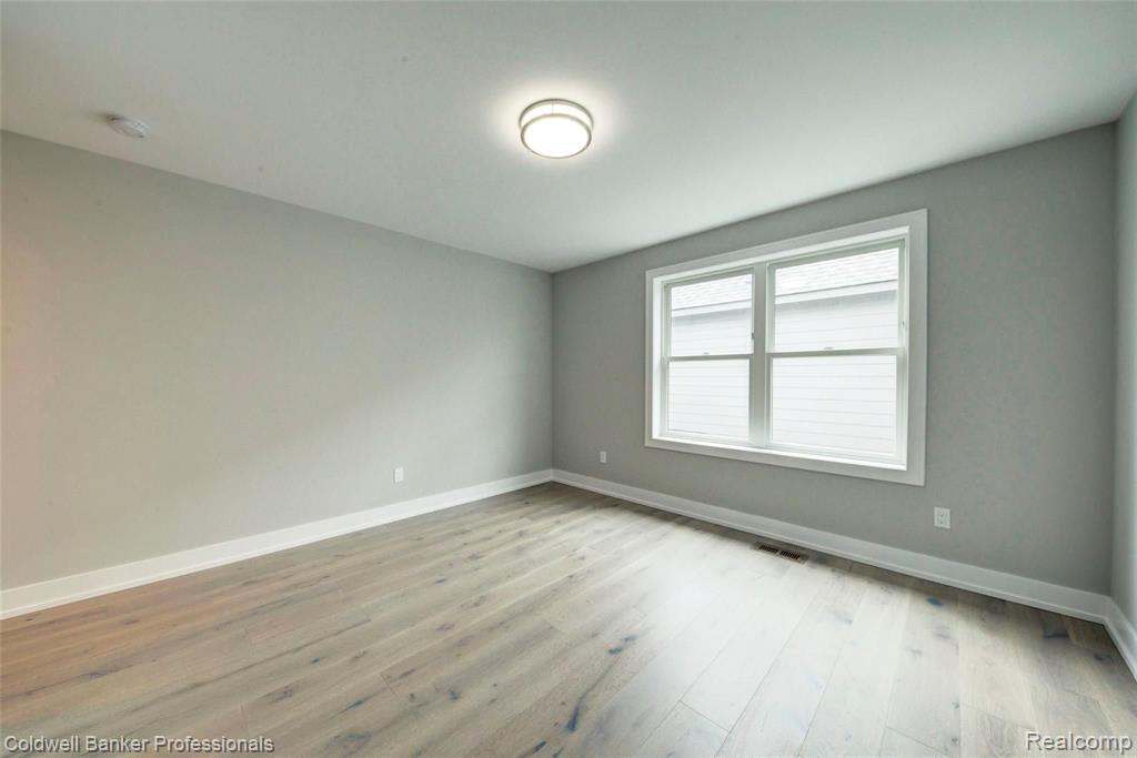 4101 Buckingham Road Royal Oak, MI 48073 - Photo 44 of 82