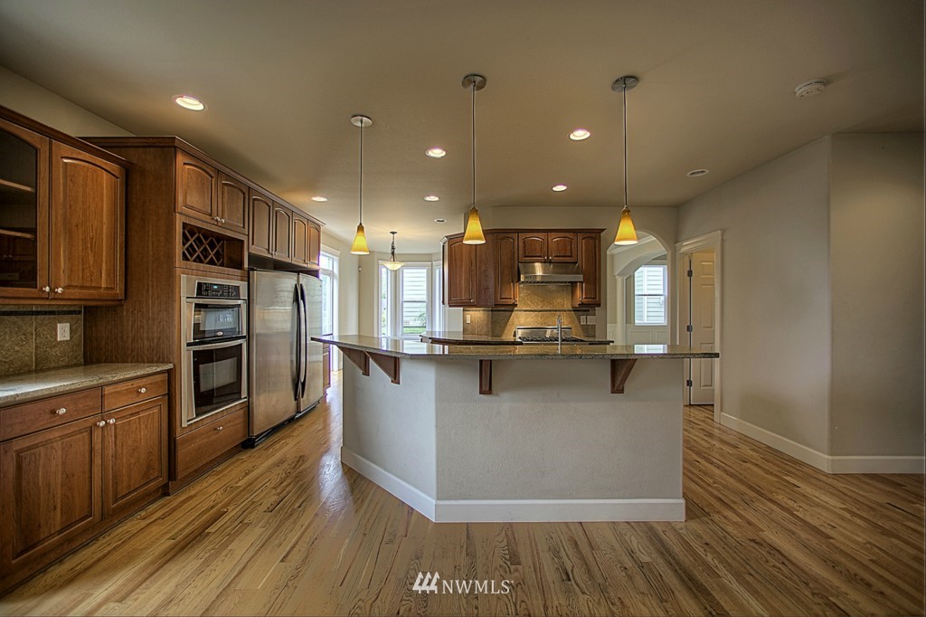 6152 Northeast 3rd Court Renton, WA 98059 - Photo 9 of 24