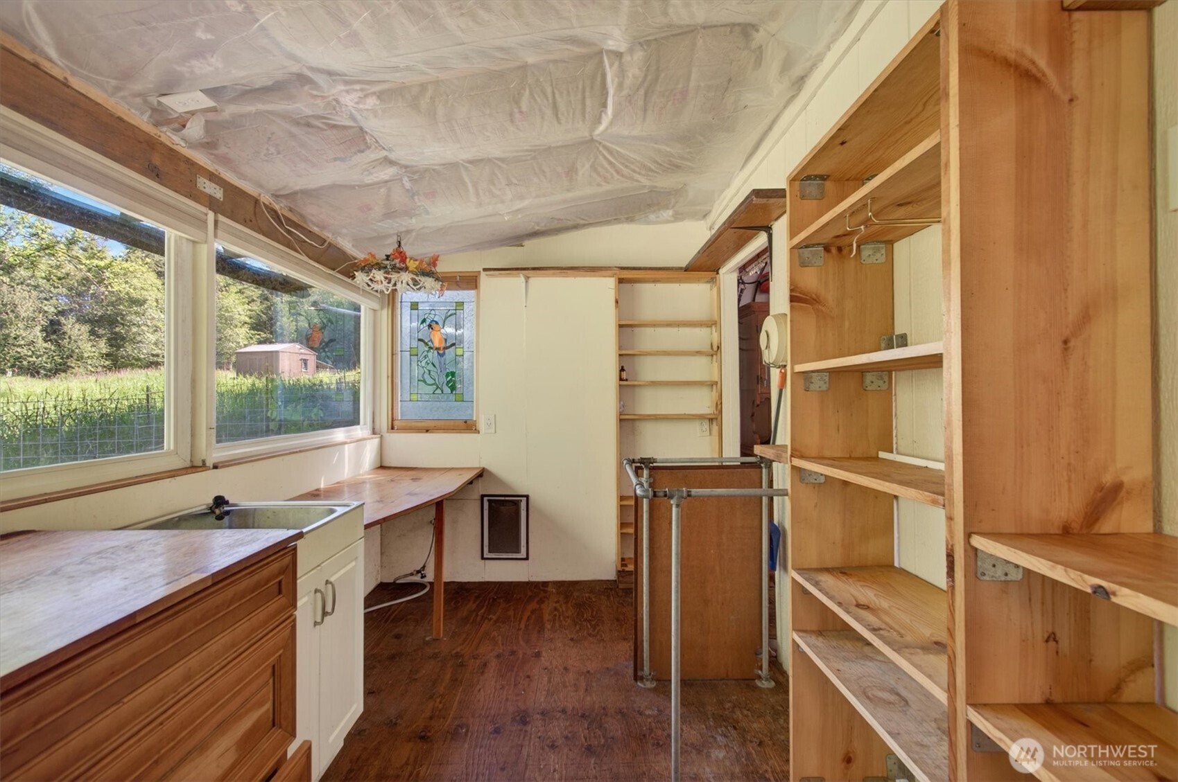 165 Barr Road Rosburg, WA 98643 - Photo 12 of 40