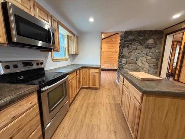 19 Village Road Shelburne, NH 03581 - Photo 12 of 45