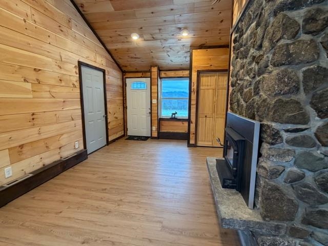 19 Village Road Shelburne, NH 03581 - Photo 7 of 45