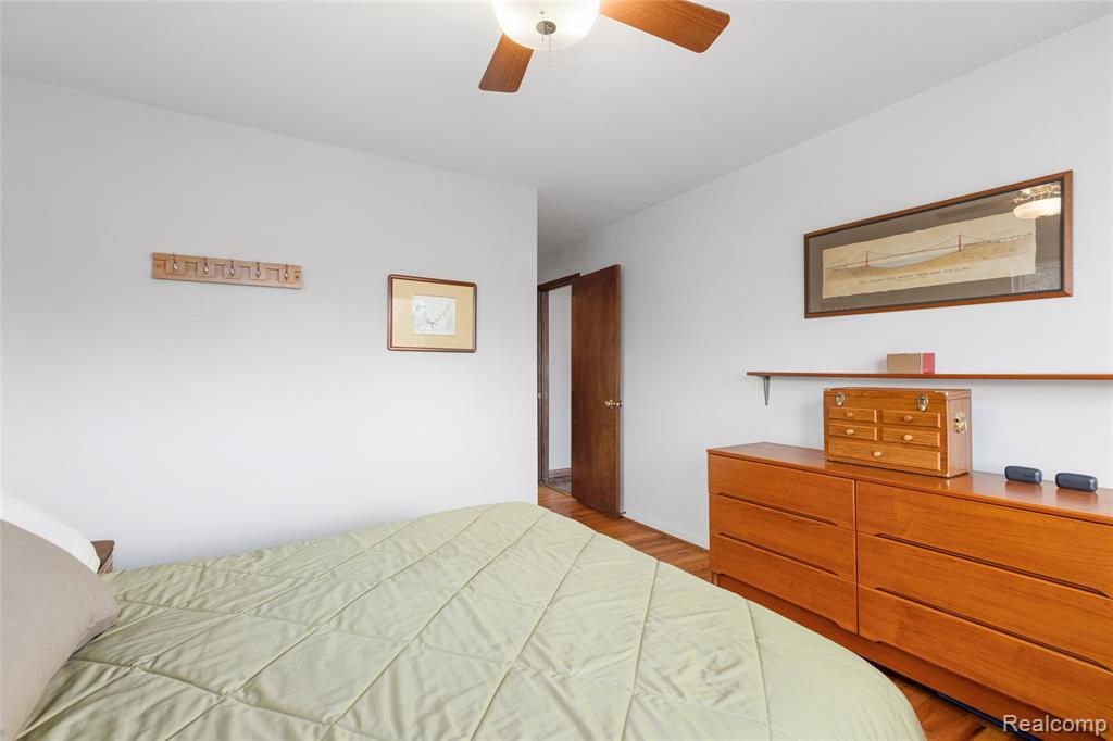 9801 Gibbs Road Clarkston, MI 48348 - Photo 17 of 47 Gallery Image 17