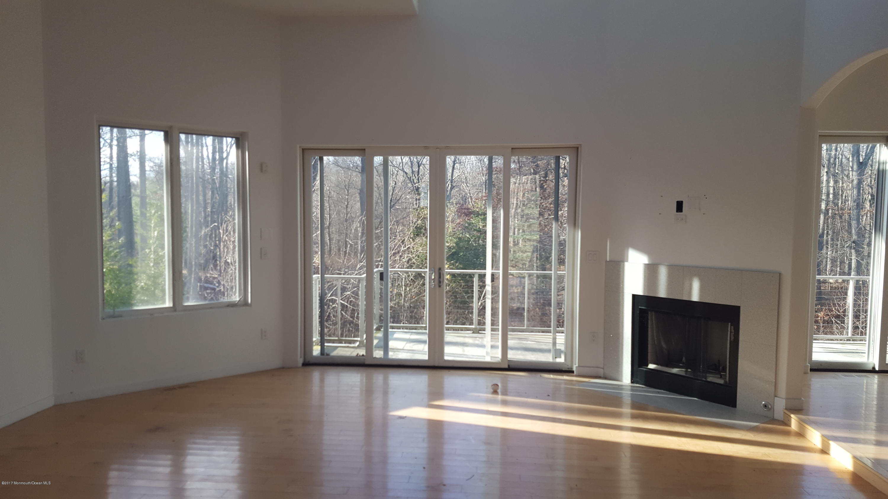 424 Tennent Road Morganville, NJ 07751 - Photo 3 of 11 20161203_143148