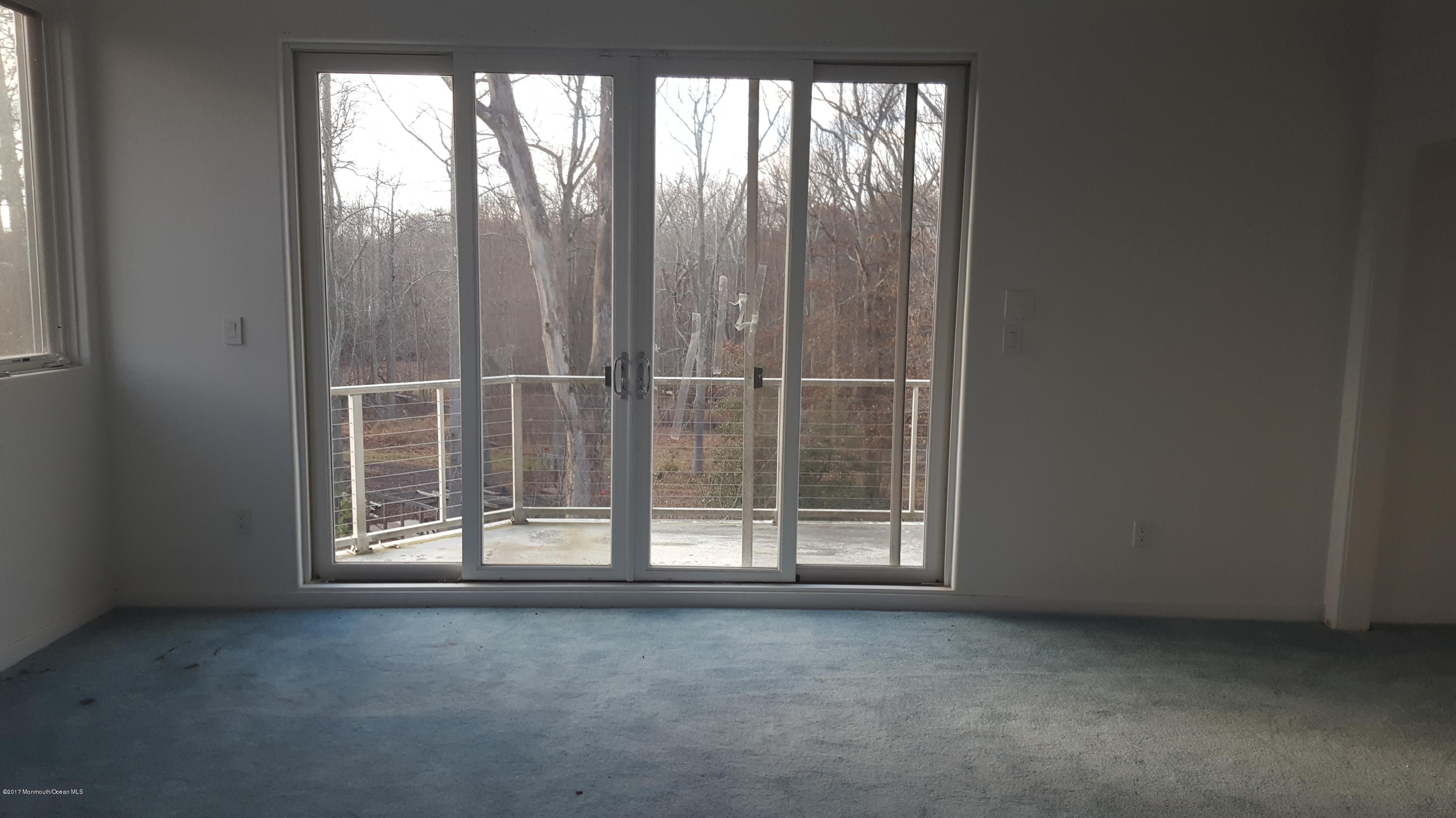 424 Tennent Road Morganville, NJ 07751 - Photo 4 of 11 20161203_143350