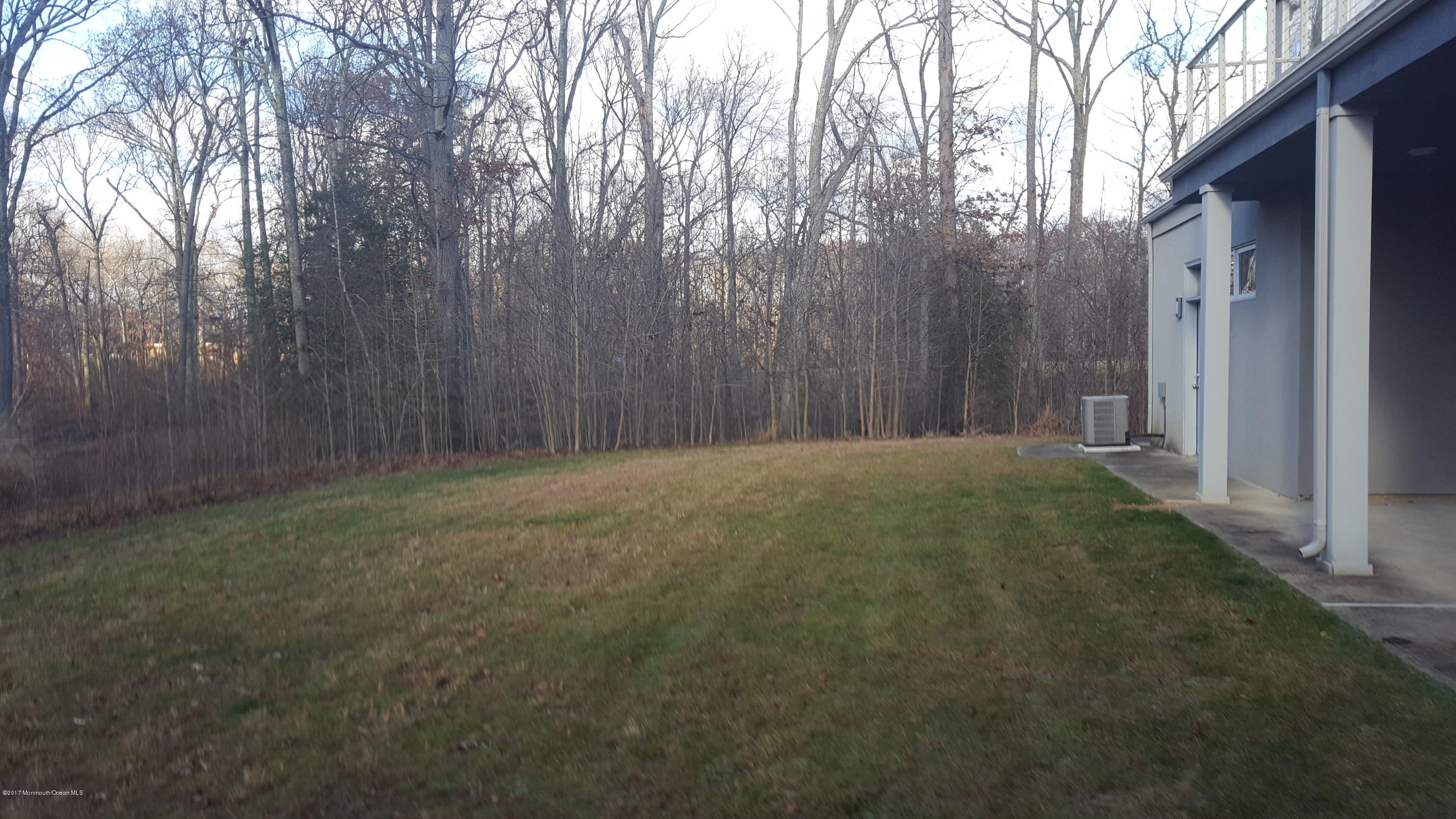 424 Tennent Road Morganville, NJ 07751 - Photo 9 of 11 20161203_142620