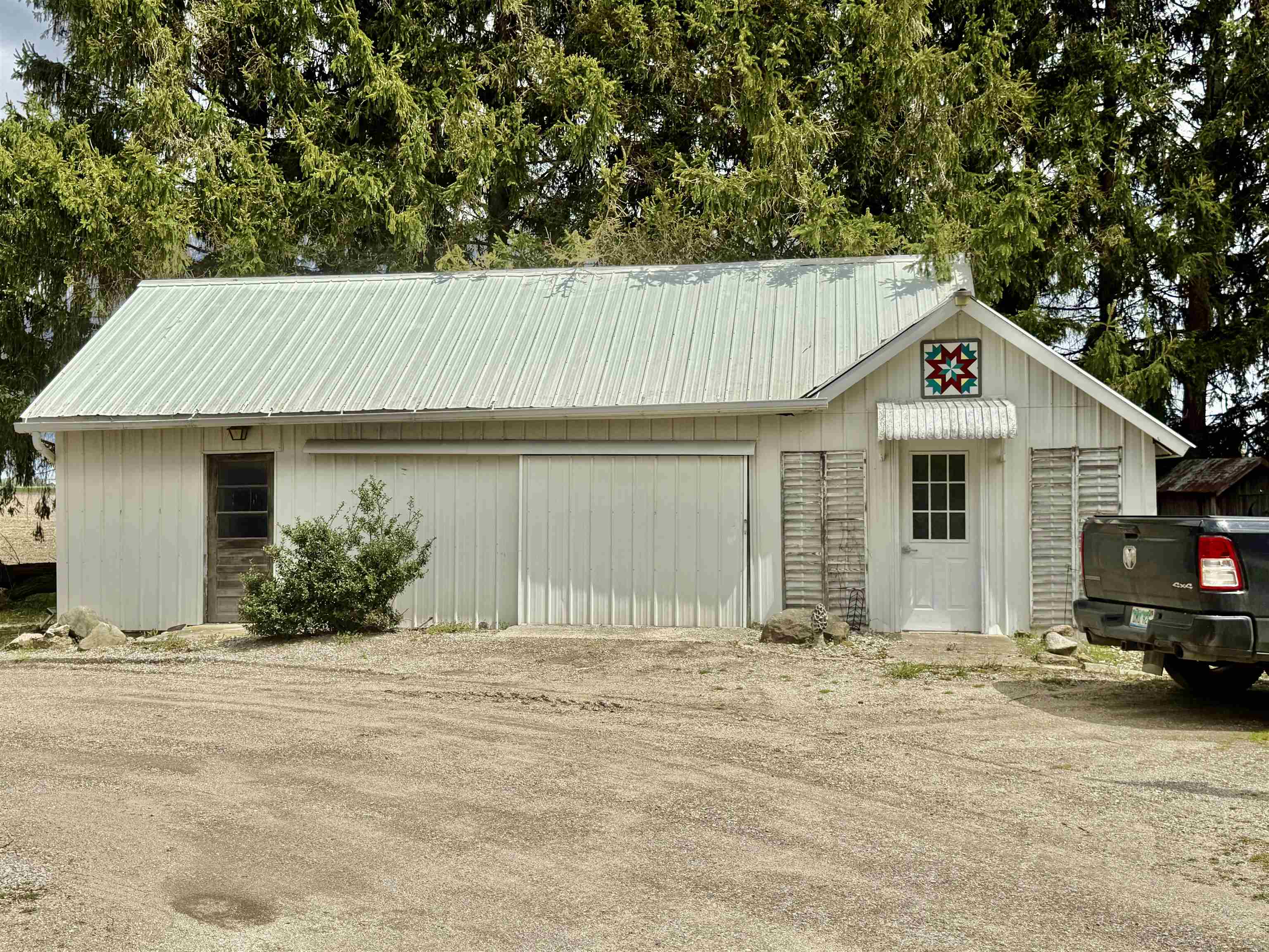 2298 West Hayes Road Ithaca, MI 48847 - Photo 32 of 54