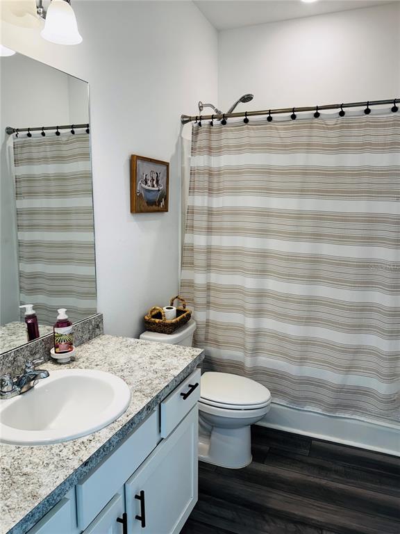 927 Kelly Fern Loop Ruskin, FL 33570 - Photo 8 of 13