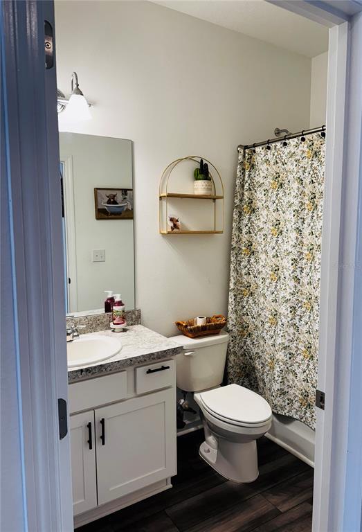 927 Kelly Fern Loop Ruskin, FL 33570 - Photo 10 of 13