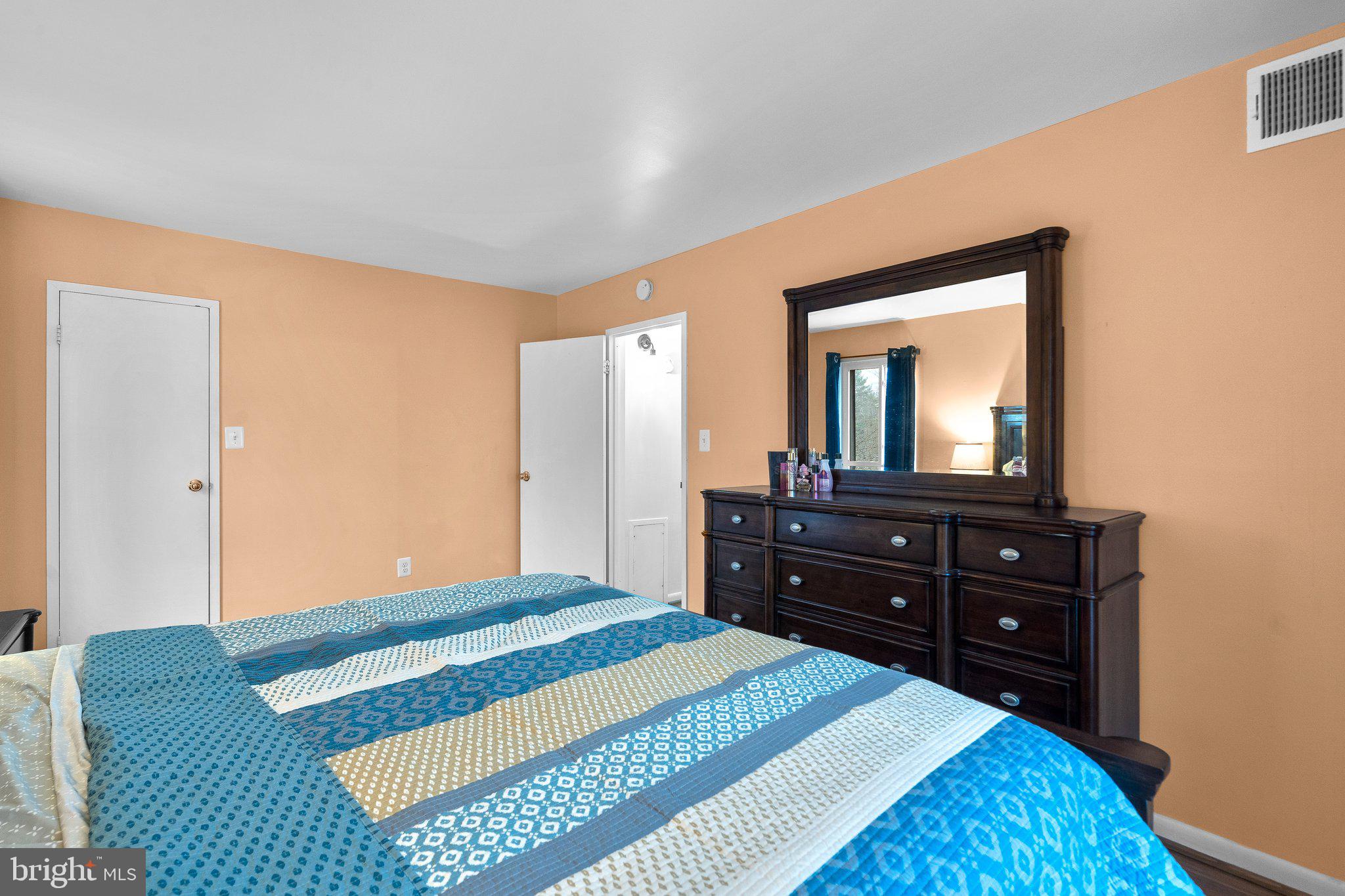 17811 Buehler Road, Unit 2A1 Olney, MD 20832 - Photo 24 of 31