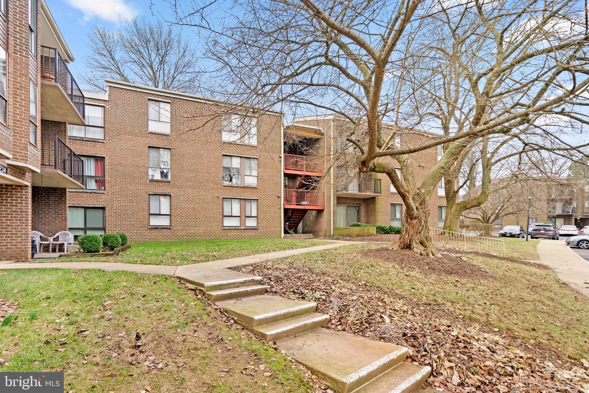 17811 Buehler Road, Unit 2A1 Olney, MD 20832 - Photo 4 of 31