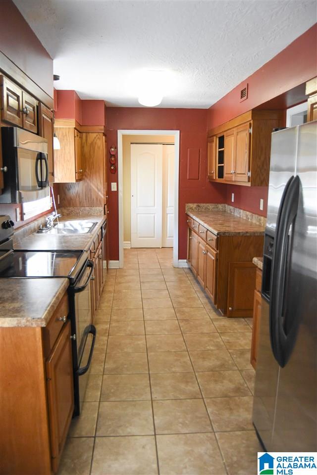 565 Morton Road Anniston, AL 36205 - Photo 18 of 29