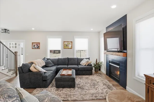 $925,000 | 343 Chloe Circle, Williston, VT 05495