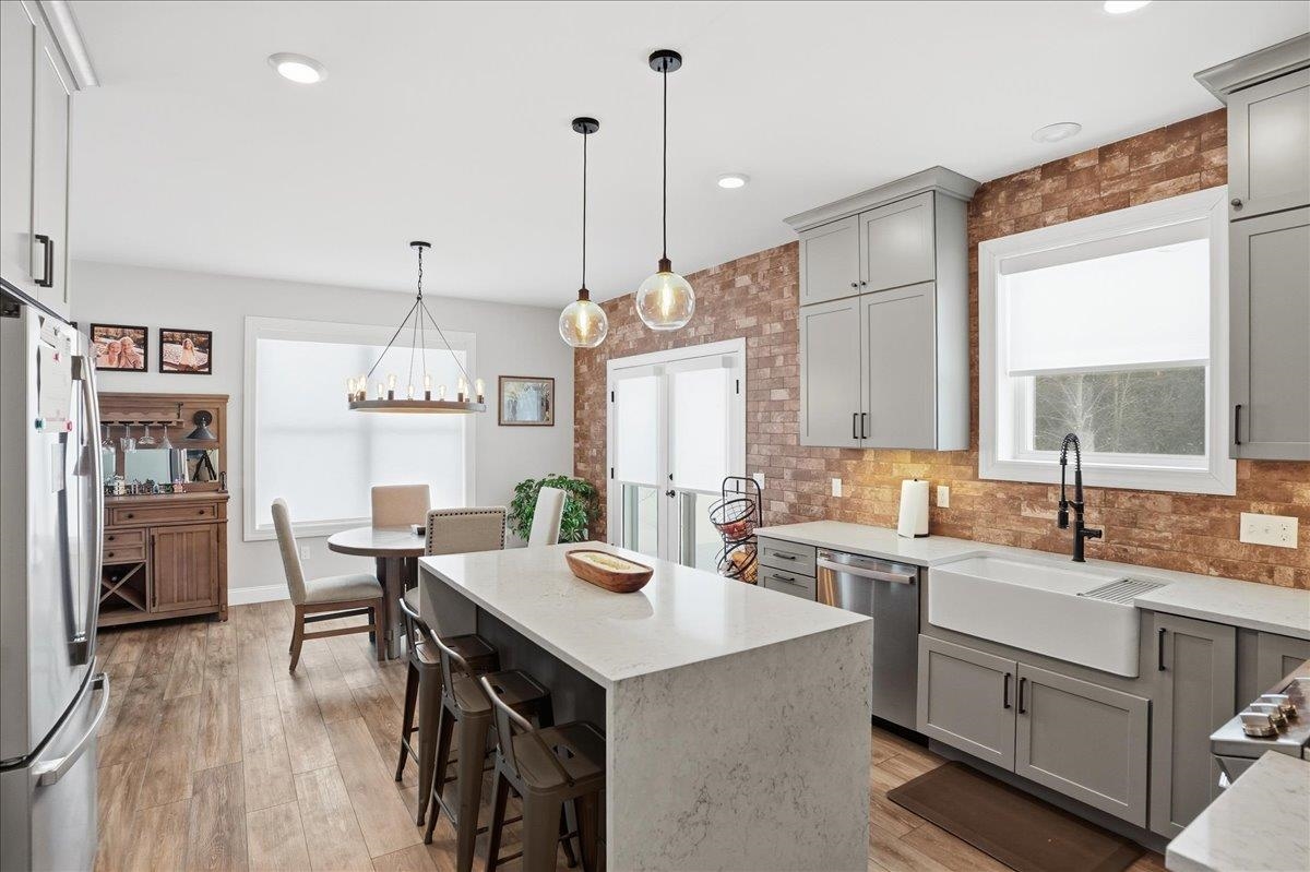 343 Chloe Circle Williston, VT 05495 - Photo 4 of 46