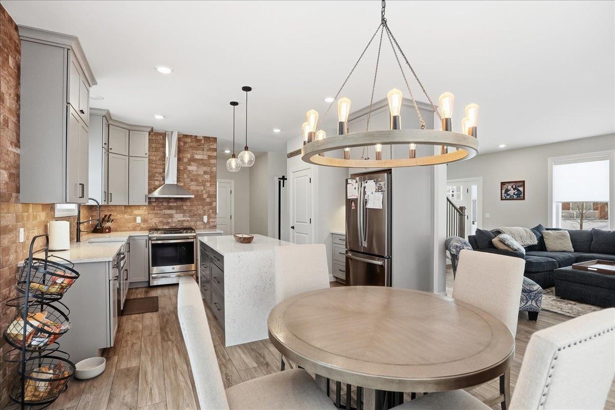 343 Chloe Circle Williston, VT 05495 - Photo 9 of 46