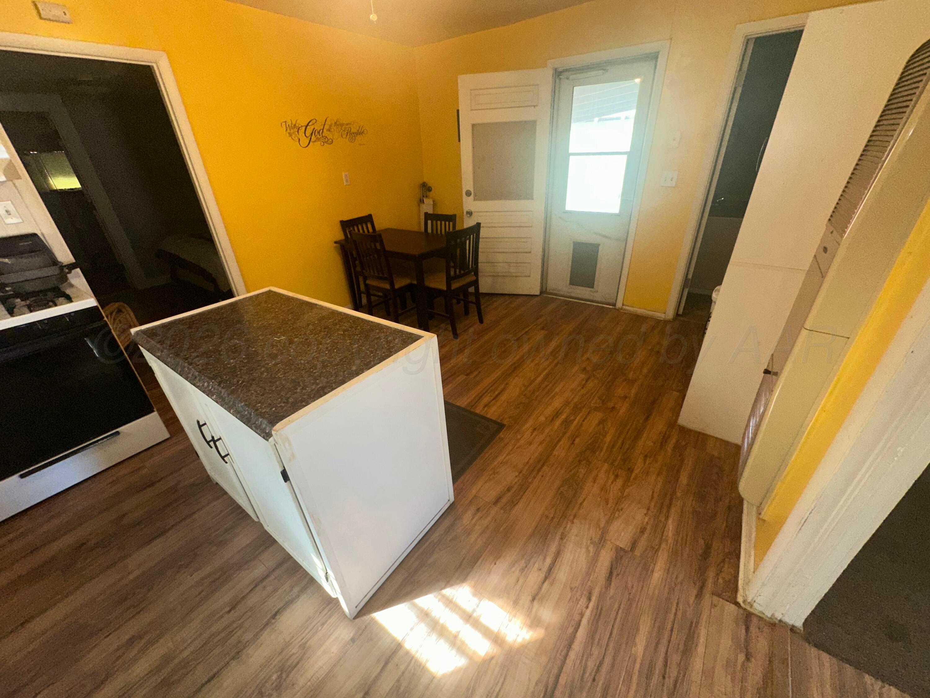 606 South Ridgeland Avenue Fritch, TX 79036 - Photo 3 of 9 IMG_3452