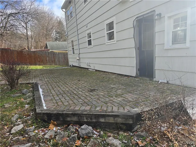 $2,350 | 205 Elmbrook Drive, Manlius, NY 13104