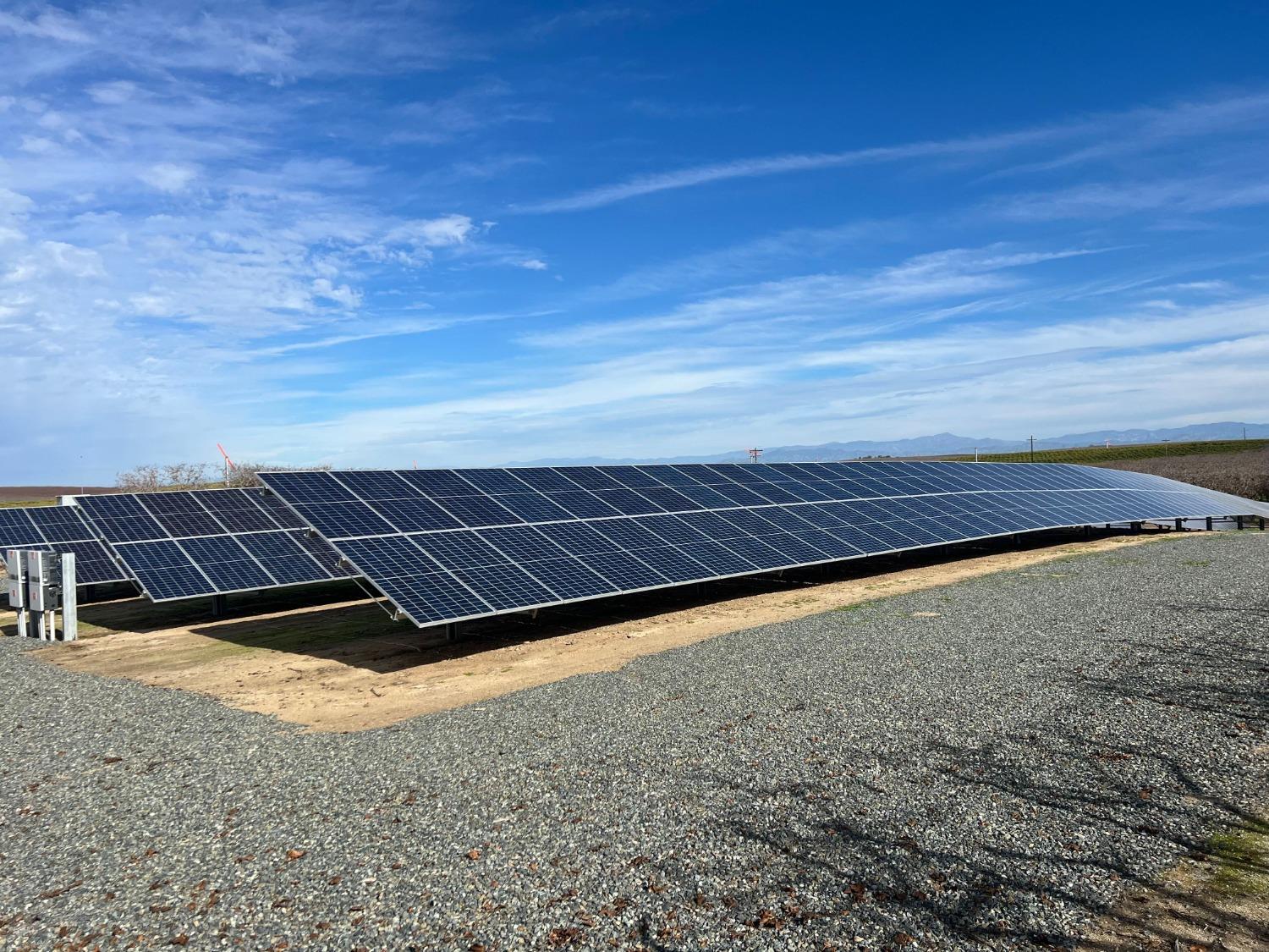 32717 Kimberlina Road Bakersfield, CA 93308 - Photo 19 of 19 a view of water heater room