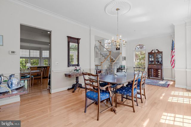 $1,100,000 | 5233 Bessley Place, Alexandria, VA 22304