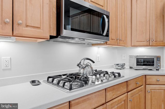 $1,100,000 | 5233 Bessley Place, Alexandria, VA 22304