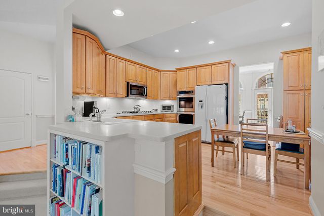 $1,100,000 | 5233 Bessley Place, Alexandria, VA 22304