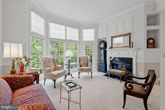 $1,100,000 | 5233 Bessley Place, Alexandria, VA 22304