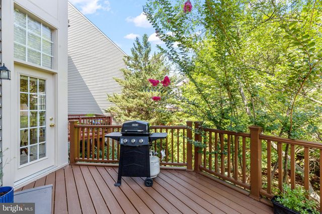 $1,100,000 | 5233 Bessley Place, Alexandria, VA 22304